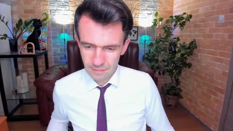 Snapshot of hard_and_juici chatting on 11, 3, 2025 Steve online show from 11, 3, 2025