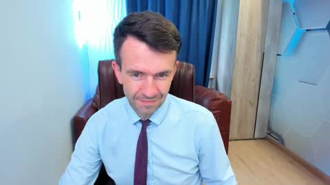 Snapshot of hard_and_juici chatting on 14, 9, 2025 Steve online show from 14, 9, 2025