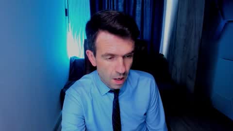 Snapshot of hard_and_juici chatting on 23, 10, 2025 Steve online show from 23, 10, 2025