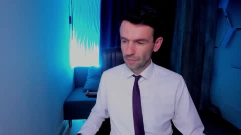 Snapshot of hard_and_juici chatting on 26, 10, 2025 Steve online show from 26, 10, 2025