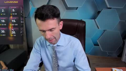 Snapshot of hard_and_juici chatting on 18, 11, 2025 Steve online show from 18, 11, 2025