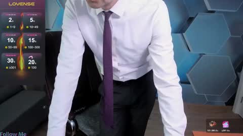 Snapshot of hard_and_juici chatting on 20, 11, 2025 Steve online show from 20, 11, 2025