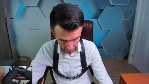 Snapshot of hard_and_juici chatting on 23, 4, 2026 Steve online show from 23, 4, 2026