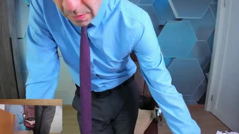 Snapshot of hard_and_juici chatting on 25, 4, 2026 Steve online show from 25, 4, 2026