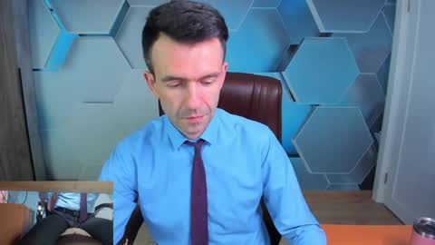Snapshot of hard_and_juici chatting on 25, 4, 2026 Steve online show from 25, 4, 2026