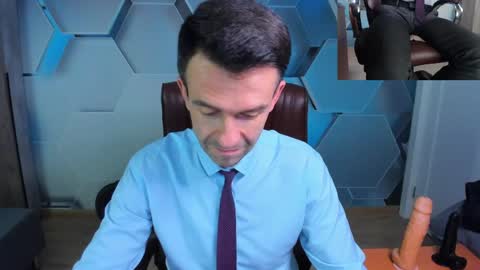 Snapshot of hard_and_juici chatting on 8, 5, 2026 Steve online show from 8, 5, 2026