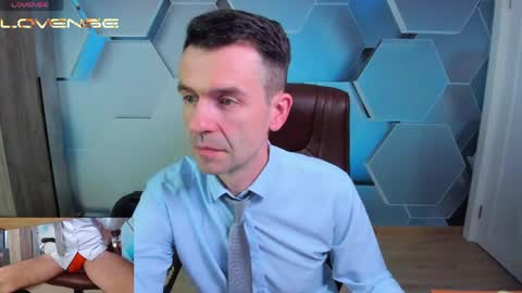 Snapshot of hard_and_juici chatting on 24, 5, 2026 Steve online show from 24, 5, 2026