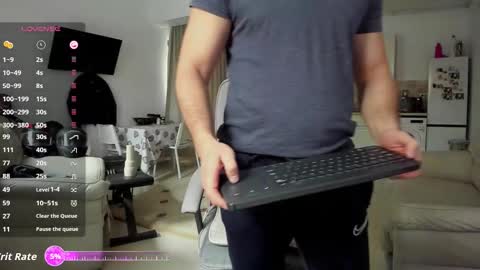 Snapshot of hard_chriss chatting on 15, 10, 2025 Hard Cock online show from 15, 10, 2025