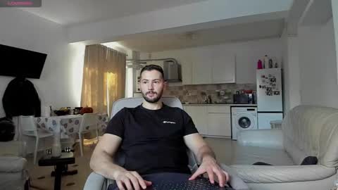 Snapshot of hard_chriss chatting on 22, 10, 2025 Hard Cock online show from 22, 10, 2025