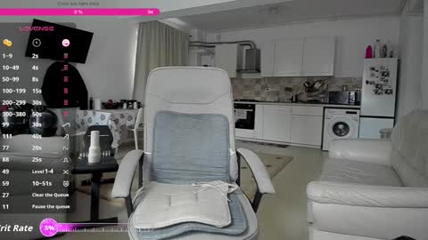 Snapshot of hard_chriss chatting on 27, 10, 2025 Hard Cock online show from 27, 10, 2025