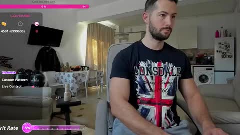 Snapshot of hard_chriss chatting on 28, 10, 2025 Hard Cock online show from 28, 10, 2025