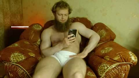 Valentino Hard online show from 8, 10, 2025