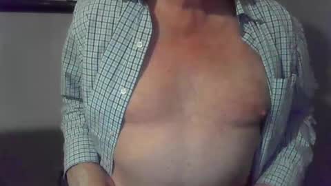 Snapshot of hardchicagoforzya chatting on 23, 10, 2025 hardchicagoforzya online show from 23, 10, 2025