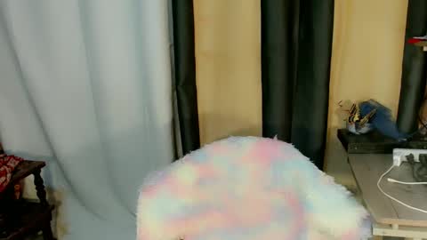 Snapshot of hardfox_xoxo chatting on 30, 1, 2025 mj online show from 30, 1, 2025