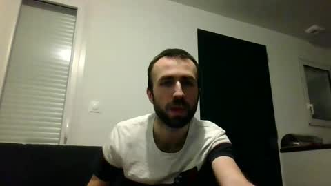 Mika online show from 13, 2, 2025