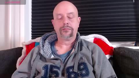 MrLazy online show from 4, 1, 2025