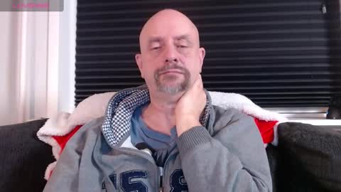 MrLazy online show from 4, 1, 2025