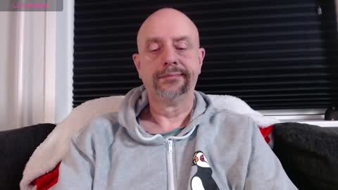 MrLazy online show from 6, 1, 2025