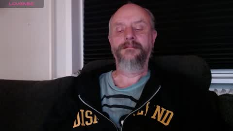 Snapshot of hardmrlazy chatting on 18, 10, 2025 MrLazy online show from 18, 10, 2025