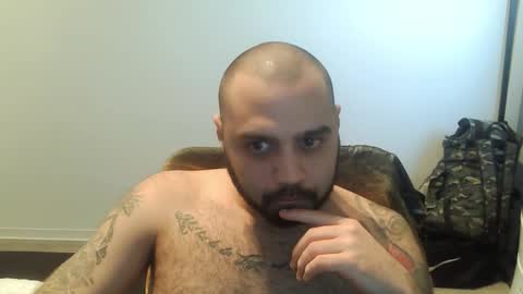 Snapshot of hardschwan chatting on 19, 2, 2026 hardschwan online show from 19, 2, 2026