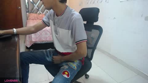 Snapshot of hardsexlove08 chatting on 7, 5, 2026 Andres Dean online show from 7, 5, 2026