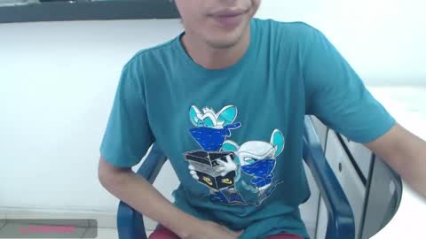 Snapshot of hardsexlove08 chatting on 26, 5, 2026 Andres Dean online show from 26, 5, 2026