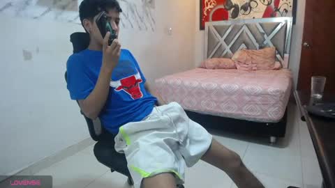 Snapshot of hardsexlove08 chatting on 29, 5, 2026 Andres Dean online show from 29, 5, 2026