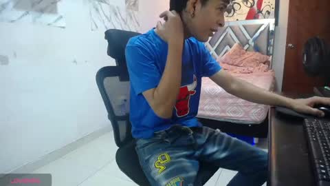 Snapshot of hardsexlove08 chatting on 31, 5, 2026 Andres Dean online show from 31, 5, 2026