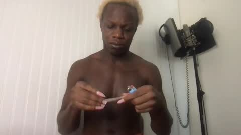 Snapshot of hardylamour chatting on 14, 12, 2025 Hardy Lamour online show from 14, 12, 2025