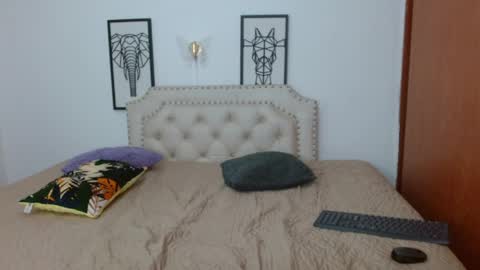       online show from 14, 4, 2026