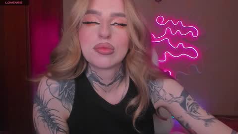 Julia online show from 12, 12, 2024