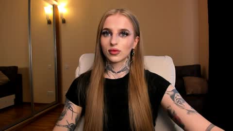 Julia online show from 11, 4, 2026