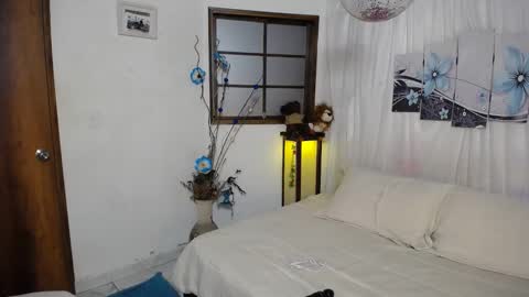 harley_quinns1 online show from 9, 1, 2025