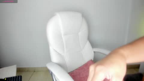 Snapshot of harleyqueen_robbie chatting on 1, 2, 2025 harleyqueen_robbie online show from 1, 2, 2025