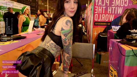 Snapshot of harliequinnx chatting on 7, 12, 2024 Harliequinnx - Schedule Below Exxxotica DC Dec 6-8th online show from 7, 12, 2024