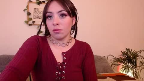 Snapshot of harmonyy01 chatting on 5, 1, 2025 Harmony Please help me to reach 100 thumbs up online show from 5, 1, 2025