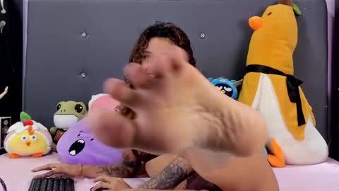 Snapshot of harmonyy_hill chatting on 8, 3, 2025 Harmony Hill online show from 8, 3, 2025