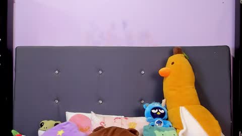 Snapshot of harmonyy_hill chatting on 24, 11, 2025 Harmony Hill online show from 24, 11, 2025