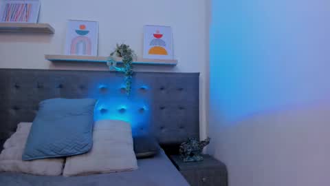 Snapshot of harper_brown1 chatting on 23, 10, 2025 Harper online show from 23, 10, 2025