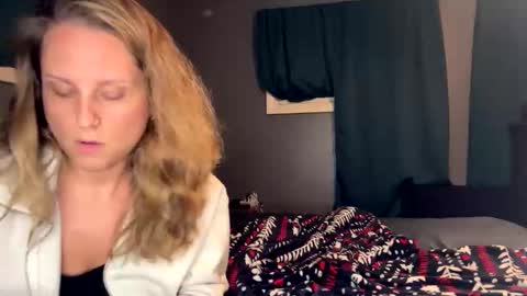 Snapshot of harriscm20 chatting on 1, 5, 2026 Innocent Temptations online show from 1, 5, 2026