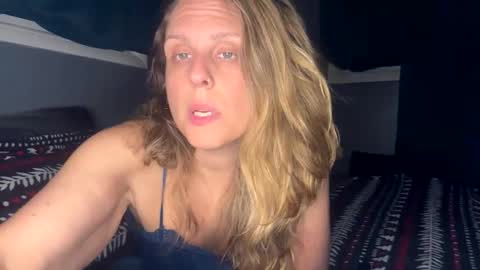 Snapshot of harriscm20 chatting on 16, 5, 2026 Innocent Temptations online show from 16, 5, 2026