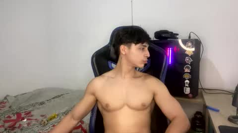 Snapshot of harry_p01 chatting on 5, 1, 2025 harry_p01 online show from 5, 1, 2025