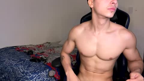 Snapshot of harry_p01 chatting on 12, 10, 2025 harry_p01 online show from 12, 10, 2025