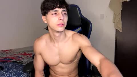 Snapshot of harry_p01 chatting on 16, 10, 2025 harry_p01 online show from 16, 10, 2025