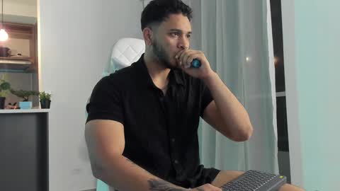 Harry Zandes online show from 29, 12, 2024