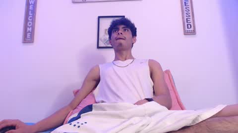 harry thomson online show from 4, 3, 2025