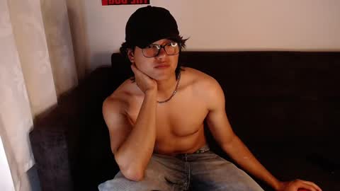 Snapshot of haru_boi chatting on 20, 9, 2025 Haru online show from 20, 9, 2025