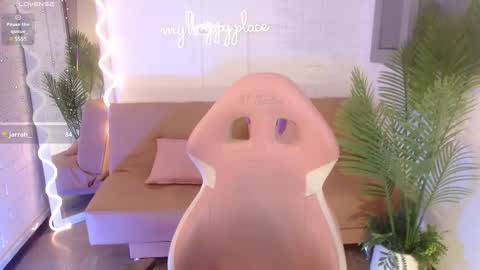 Snapshot of haruu_tay chatting on 12, 3, 2025 Haru online show from 12, 3, 2025