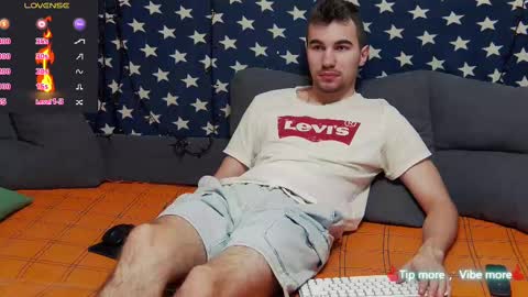 Snapshot of harvey_ren chatting on 2, 3, 2025 Harvey online show from 2, 3, 2025