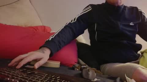 hashtagcloudp0rn online show from 23, 3, 2026